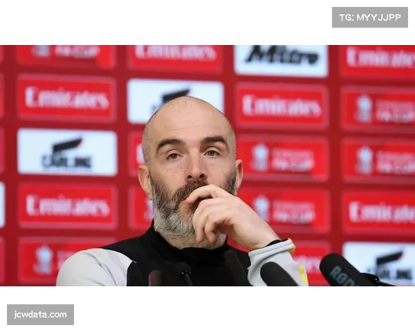 电讯报：切尔西主帅波切蒂诺帅位稳固，俱乐部计划夏窗继续投资