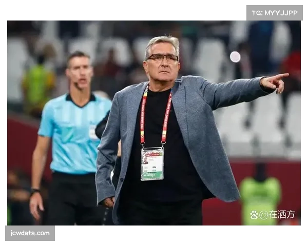 欧足联宣布下赛季起将试行“教练挑战VAR”制度,或将影响战术犯规策略